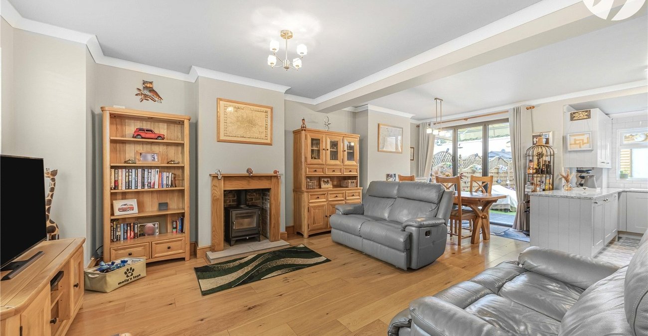 2 bedroom house for sale in Dartford | Robinson Jackson