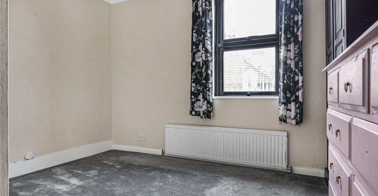 3 bedroom house for sale in Dartford | Robinson Jackson