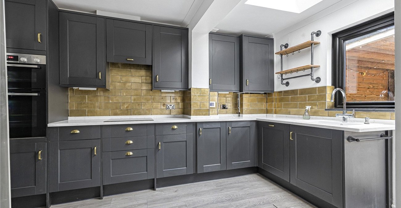 3 bedroom house for sale in Dartford | Robinson Jackson