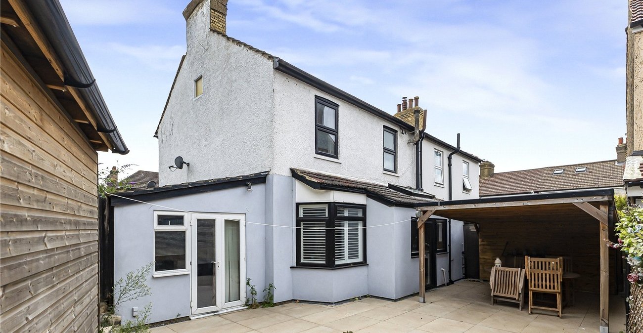 3 bedroom house for sale in Dartford | Robinson Jackson