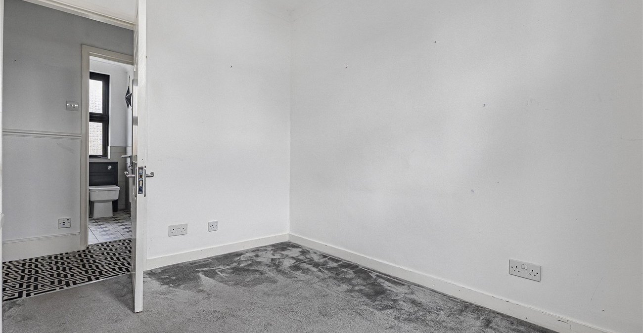 3 bedroom house for sale in Dartford | Robinson Jackson