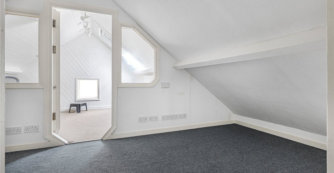3 bedroom house for sale in Dartford | Robinson Jackson