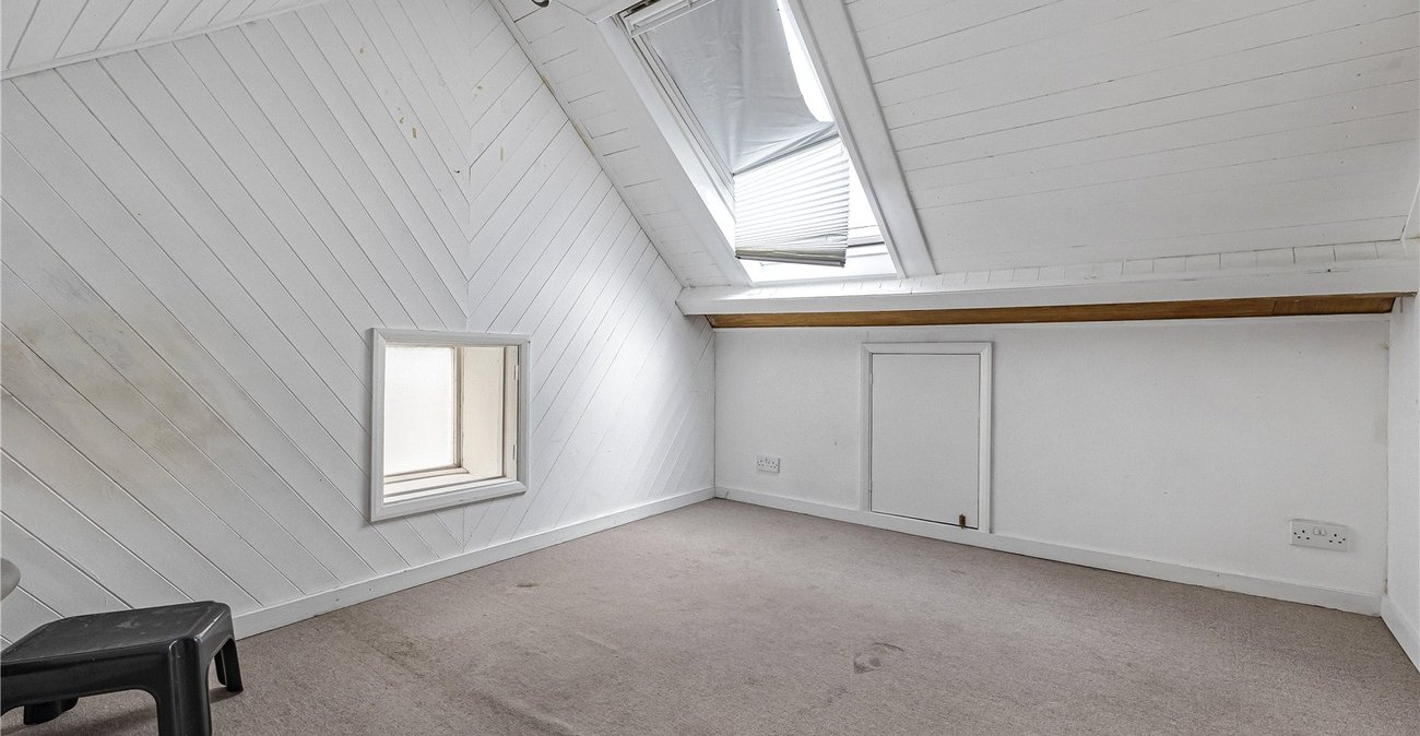 3 bedroom house for sale in Dartford | Robinson Jackson