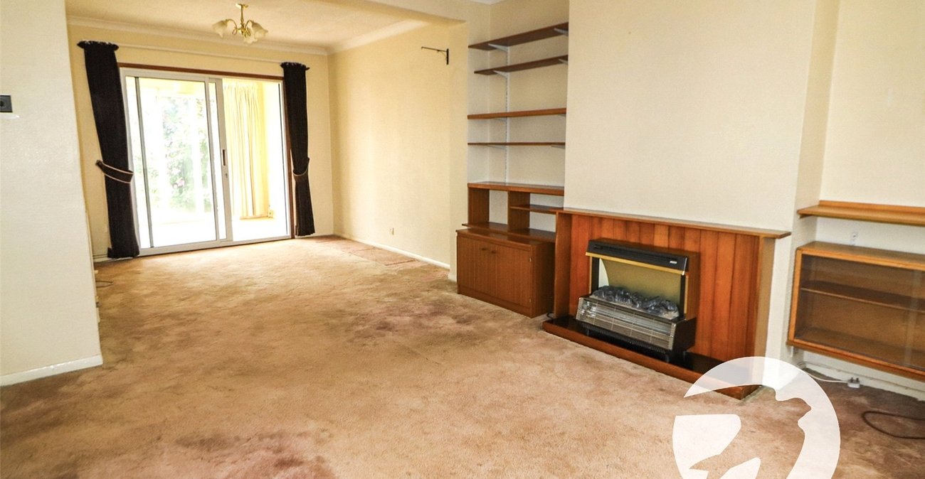 3 bedroom house for sale in Erith | Robinson Jackson