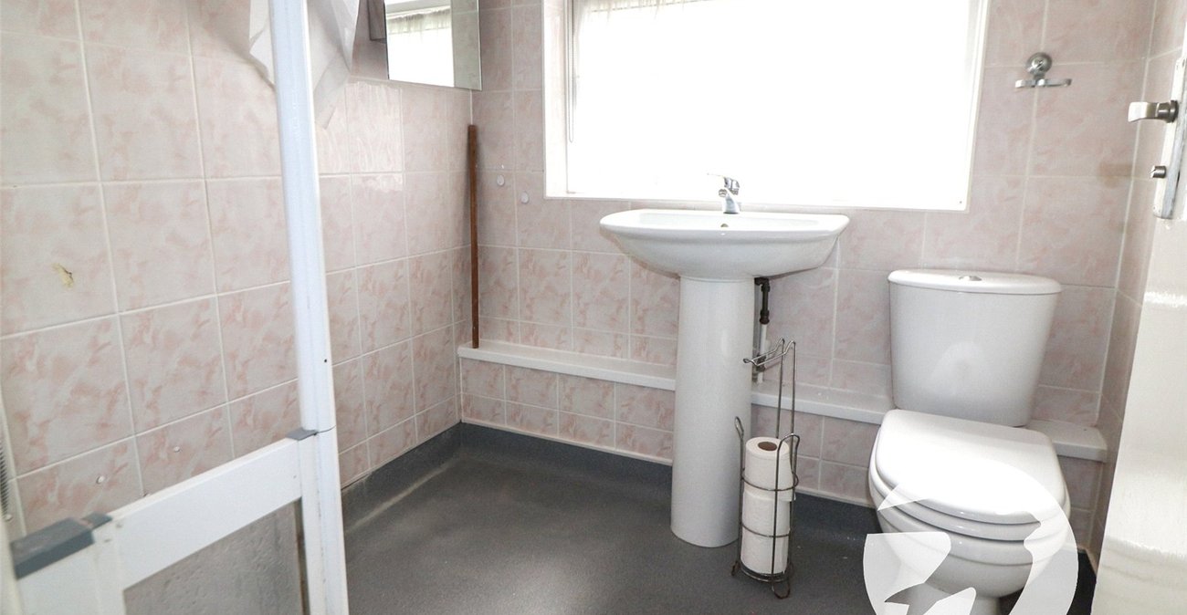 3 bedroom house for sale in Erith | Robinson Jackson
