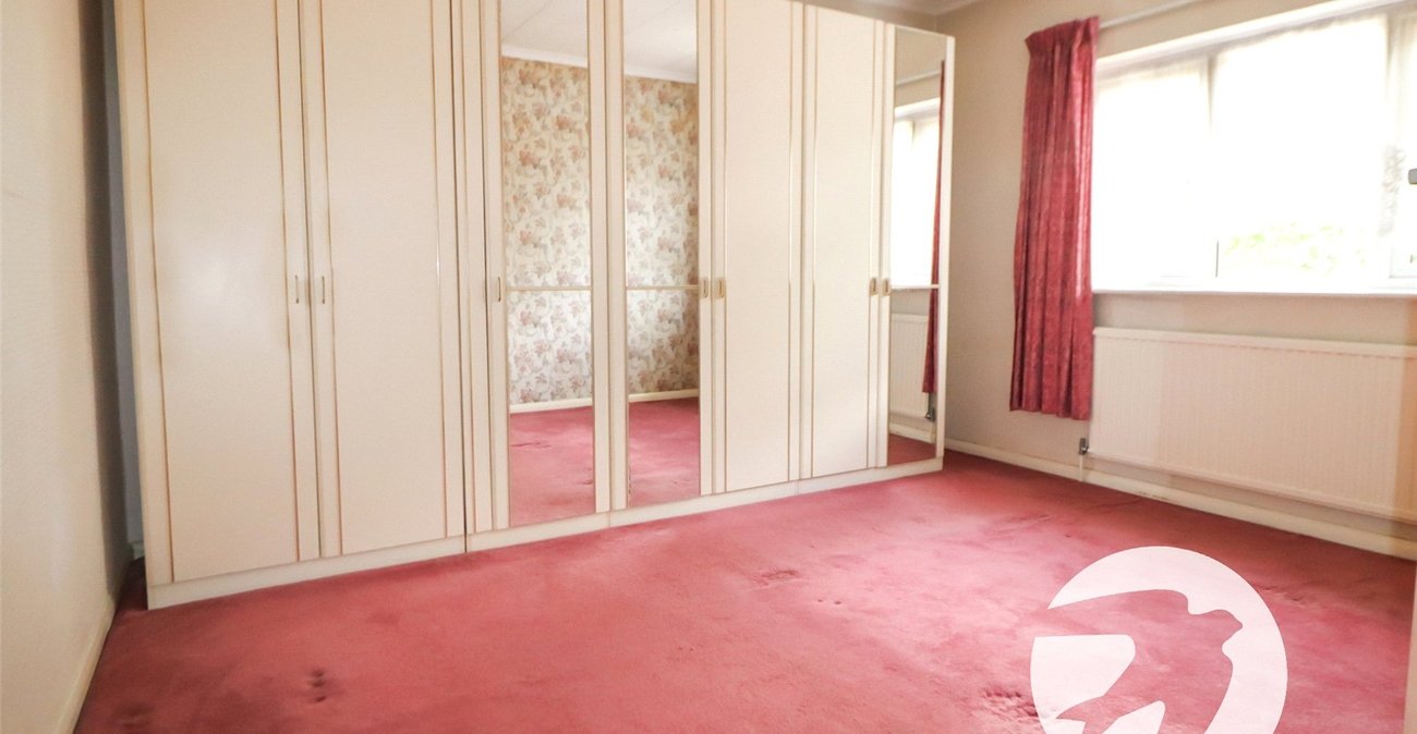 3 bedroom house for sale in Erith | Robinson Jackson