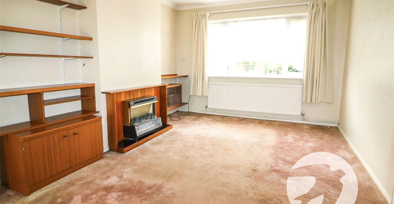 3 bedroom house for sale in Erith | Robinson Jackson