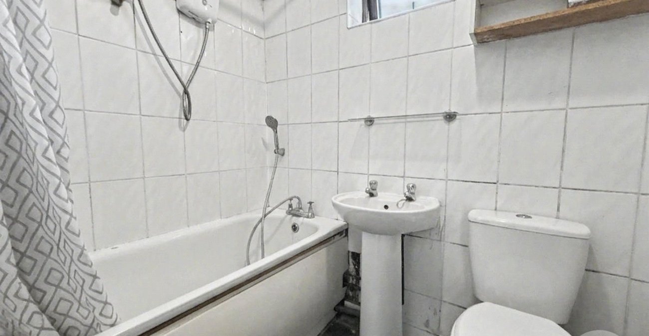 4 bedroom house for sale in South Welling | Robinson Jackson