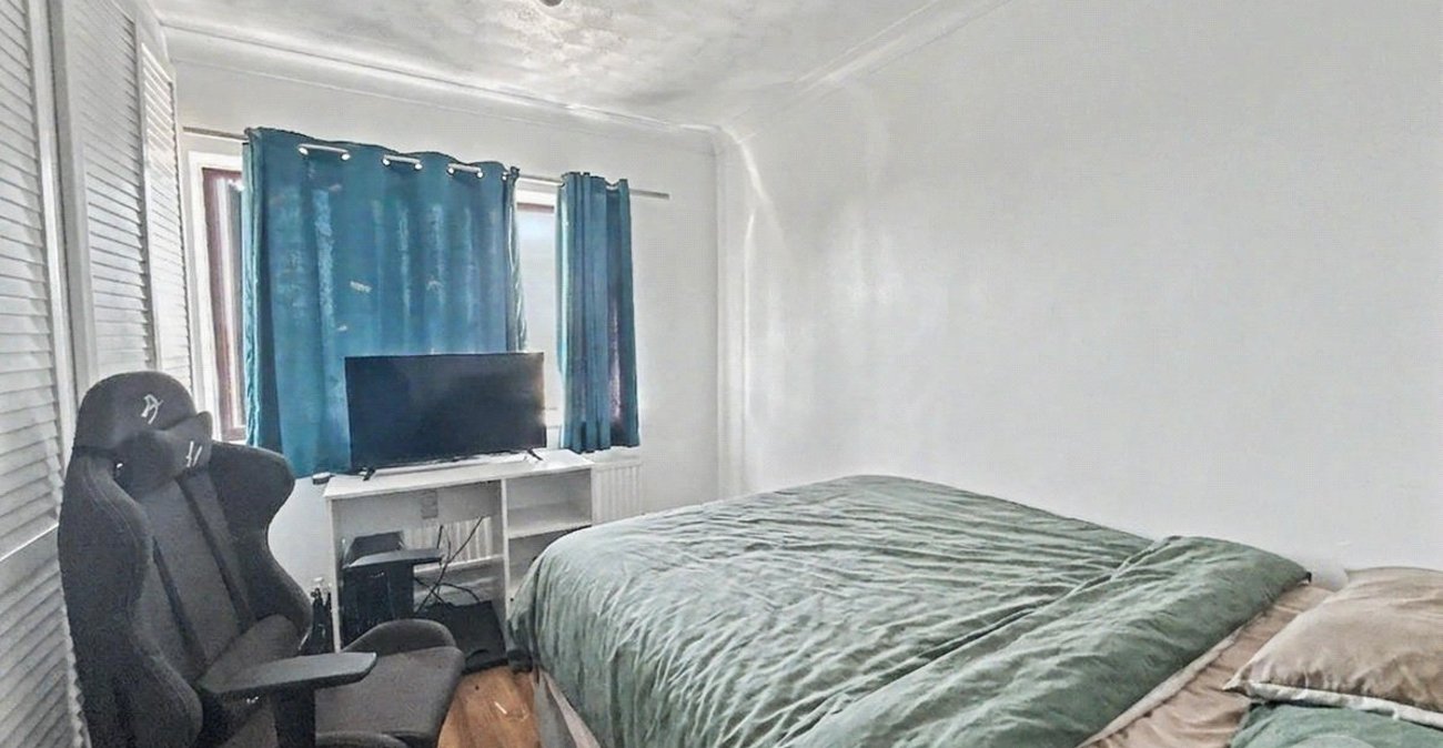 4 bedroom house for sale in South Welling | Robinson Jackson