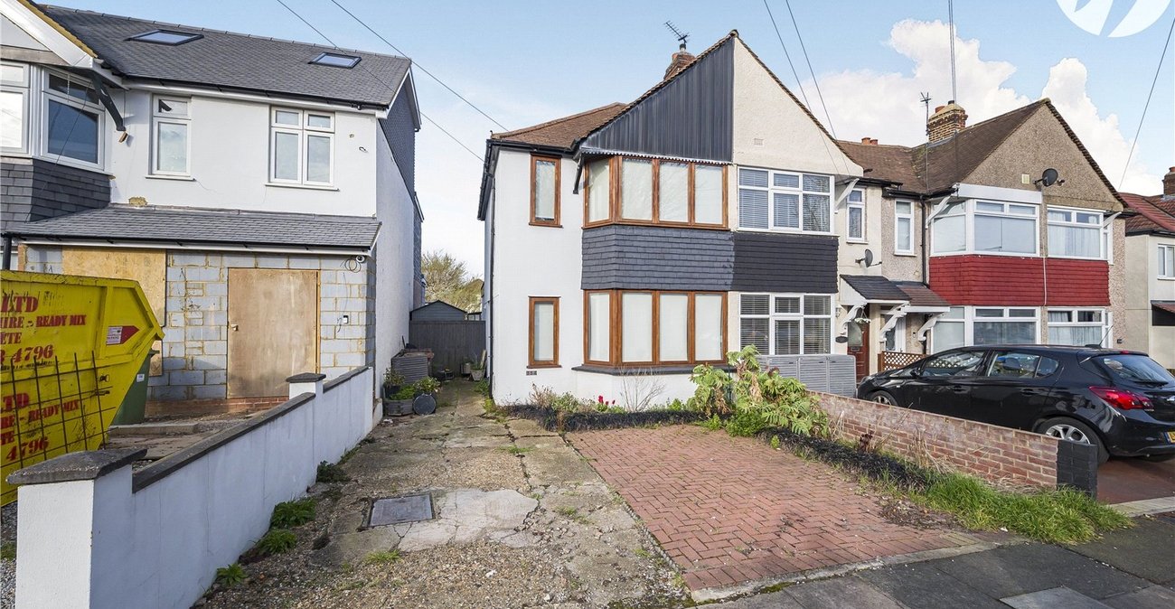 2 bedroom house to rent in South Welling | Robinson Jackson