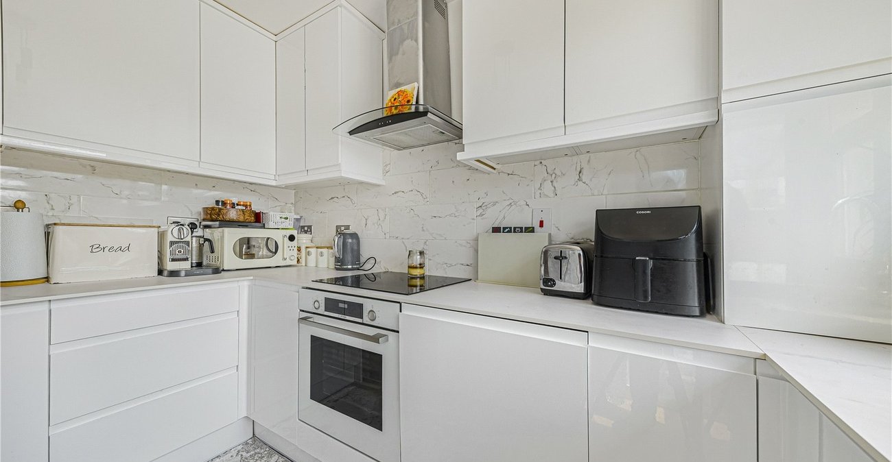 4 bedroom house for sale in South Welling | Robinson Jackson