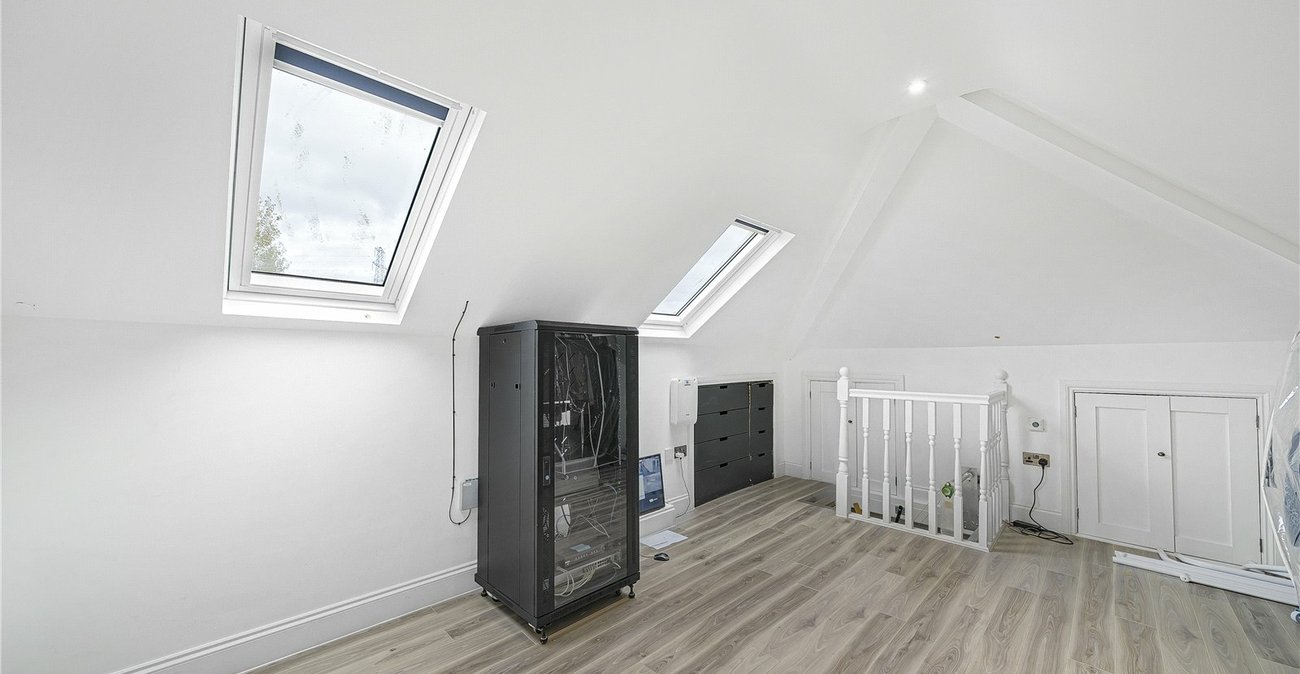 3 bedroom bungalow for sale in South Welling | Robinson Jackson