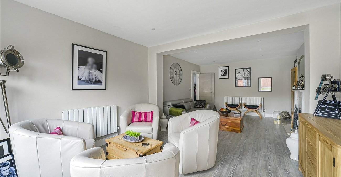 3 bedroom bungalow for sale in South Welling | Robinson Jackson