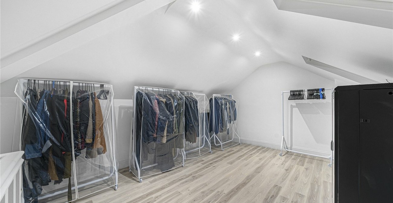 3 bedroom bungalow for sale in South Welling | Robinson Jackson