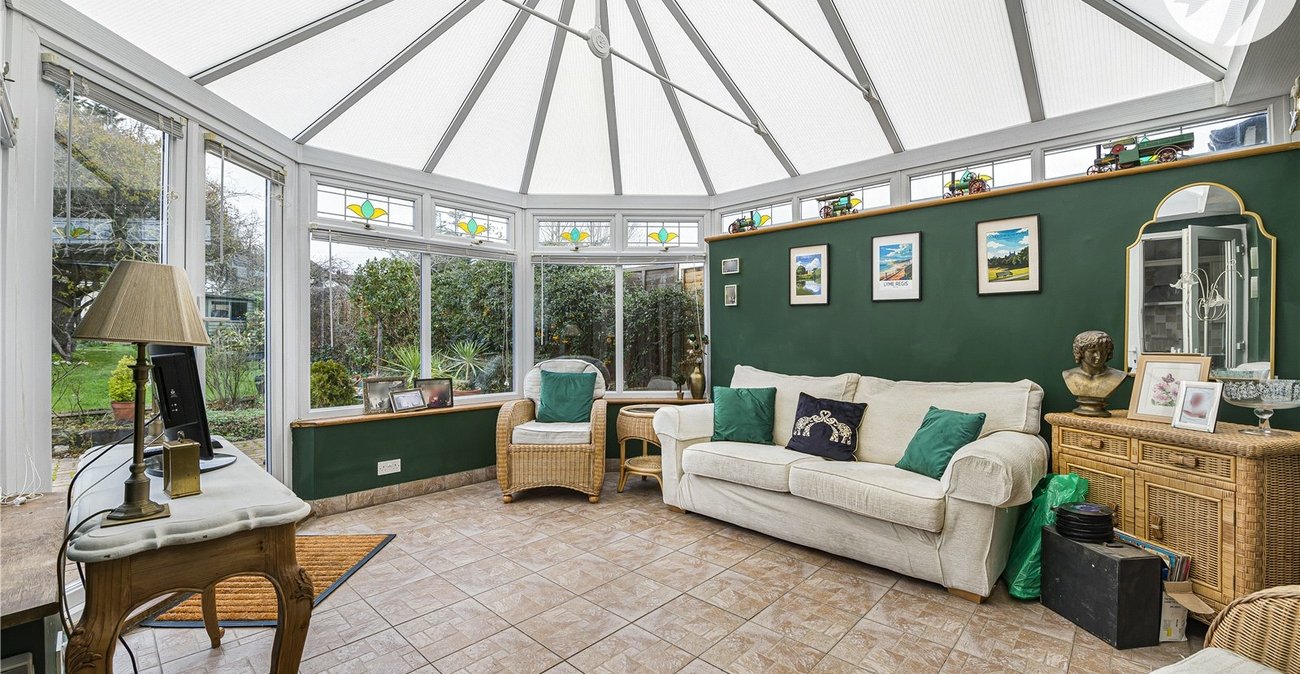 2 bedroom bungalow for sale in South Welling | Robinson Jackson