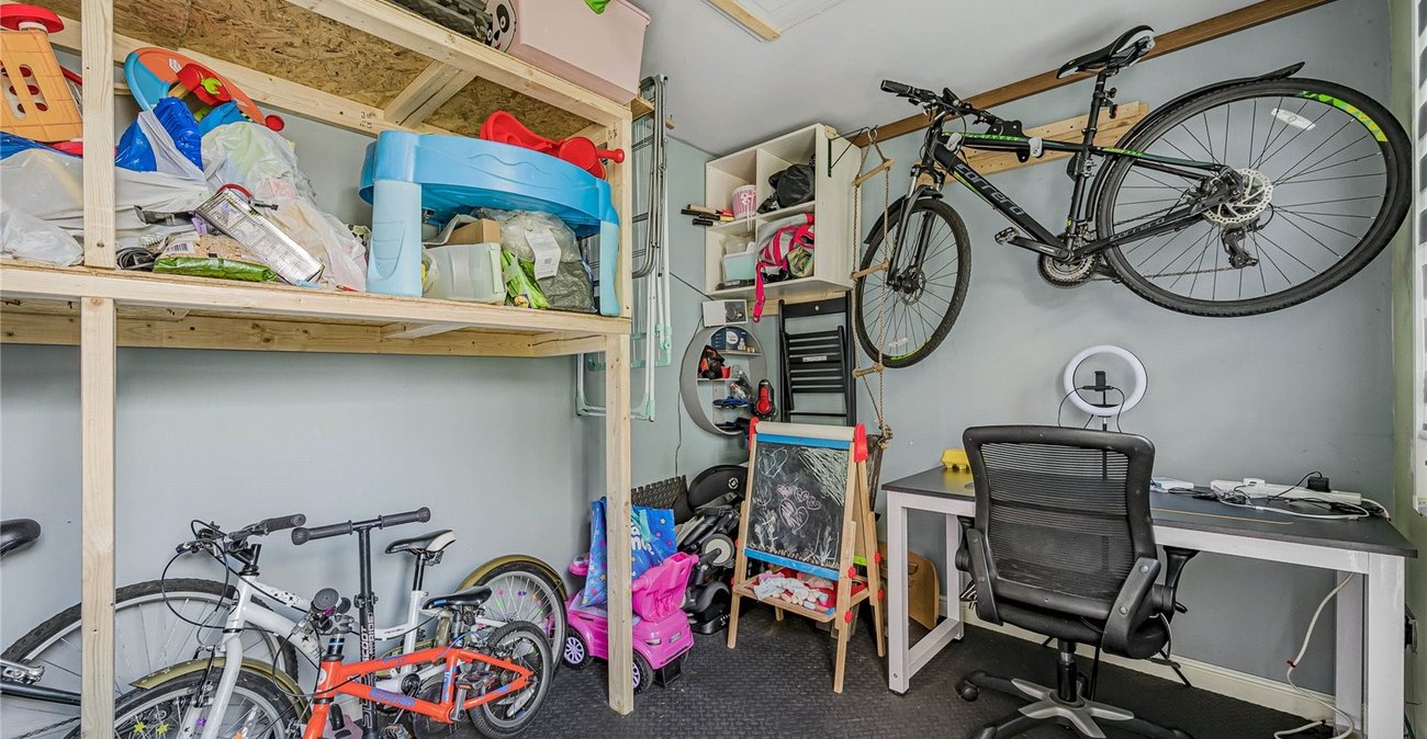 4 bedroom house for sale in South Welling | Robinson Jackson