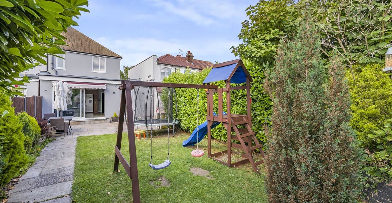 4 bedroom house for sale in South Welling | Robinson Jackson
