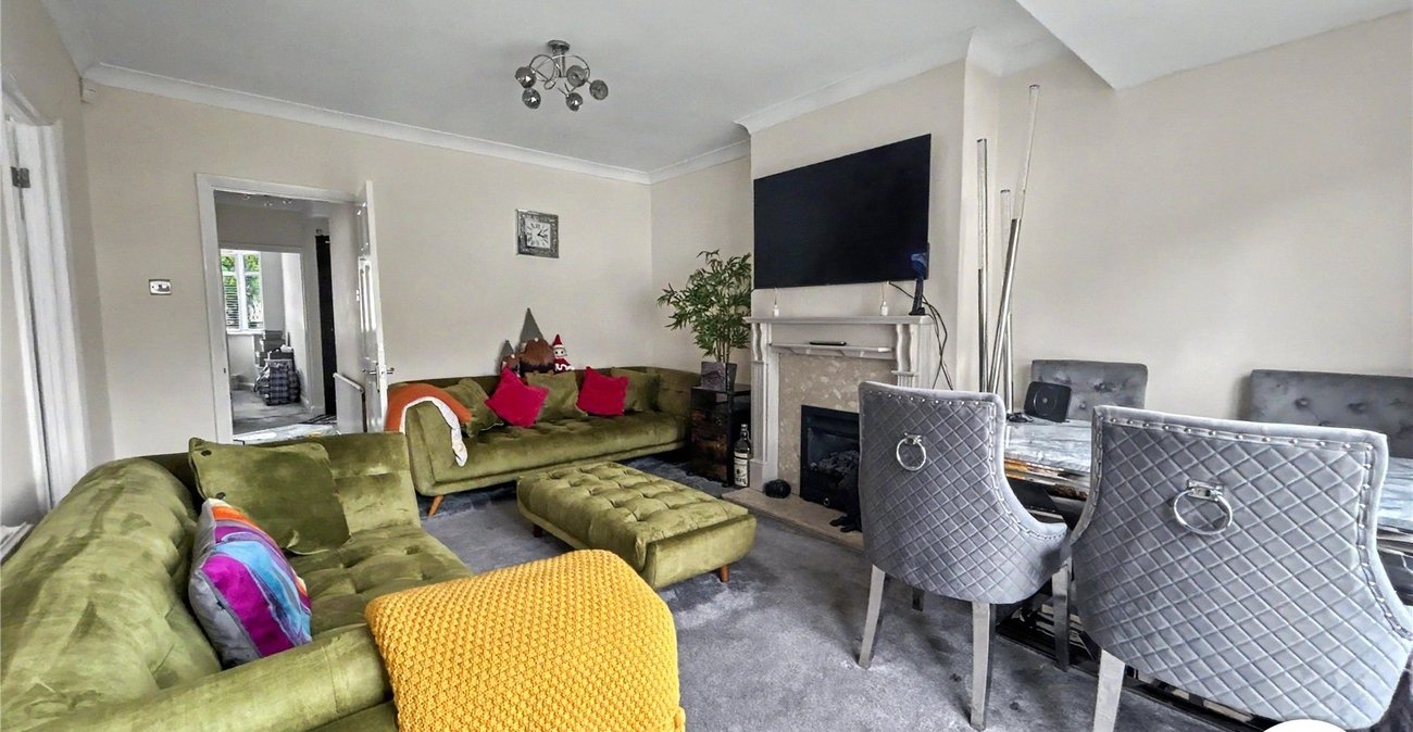 2 bedroom bungalow for sale in Welling | Robinson Jackson