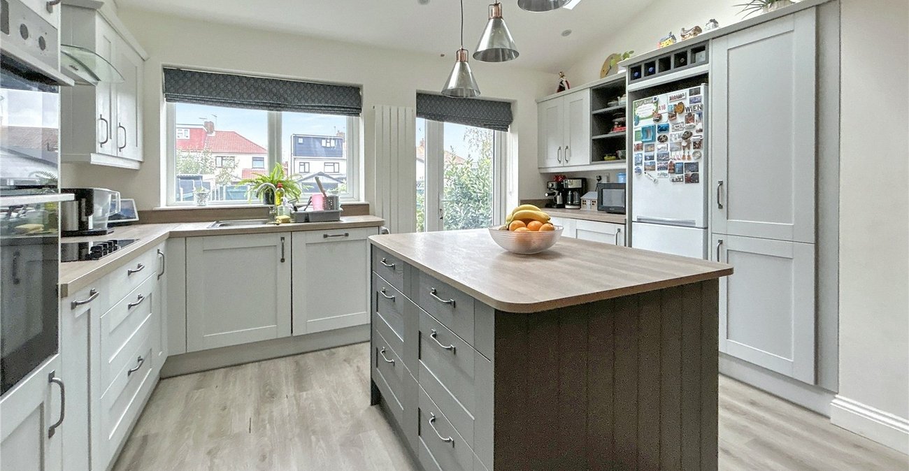 3 bedroom house for sale in Welling | Robinson Jackson