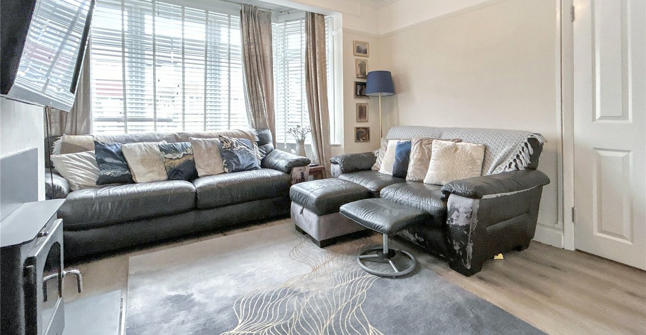 3 bedroom house for sale in Welling | Robinson Jackson