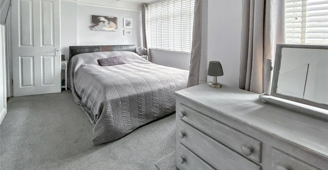 3 bedroom house for sale in Welling | Robinson Jackson