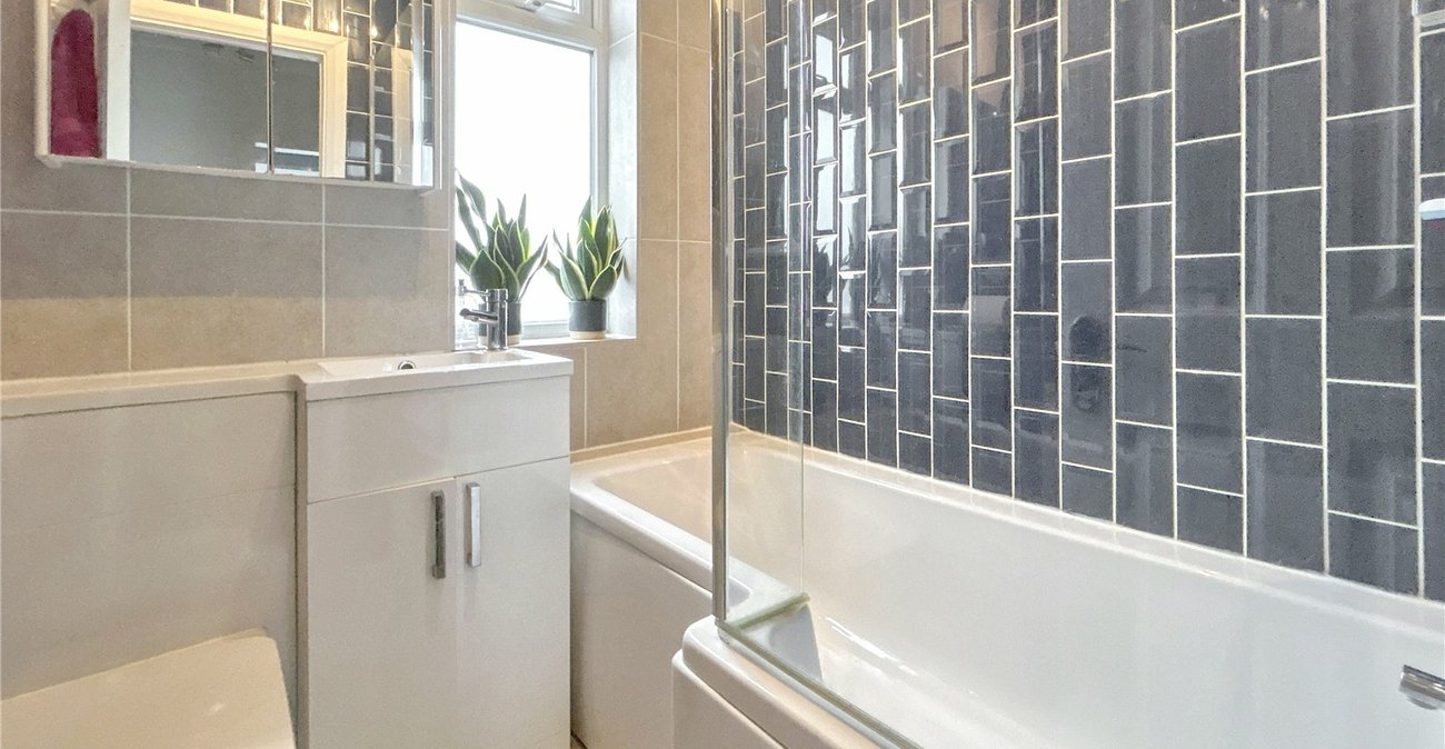 3 bedroom house for sale in Welling | Robinson Jackson