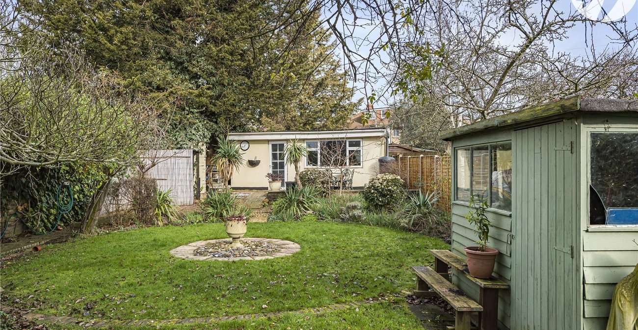 2 bedroom bungalow for sale in Welling | Robinson Jackson