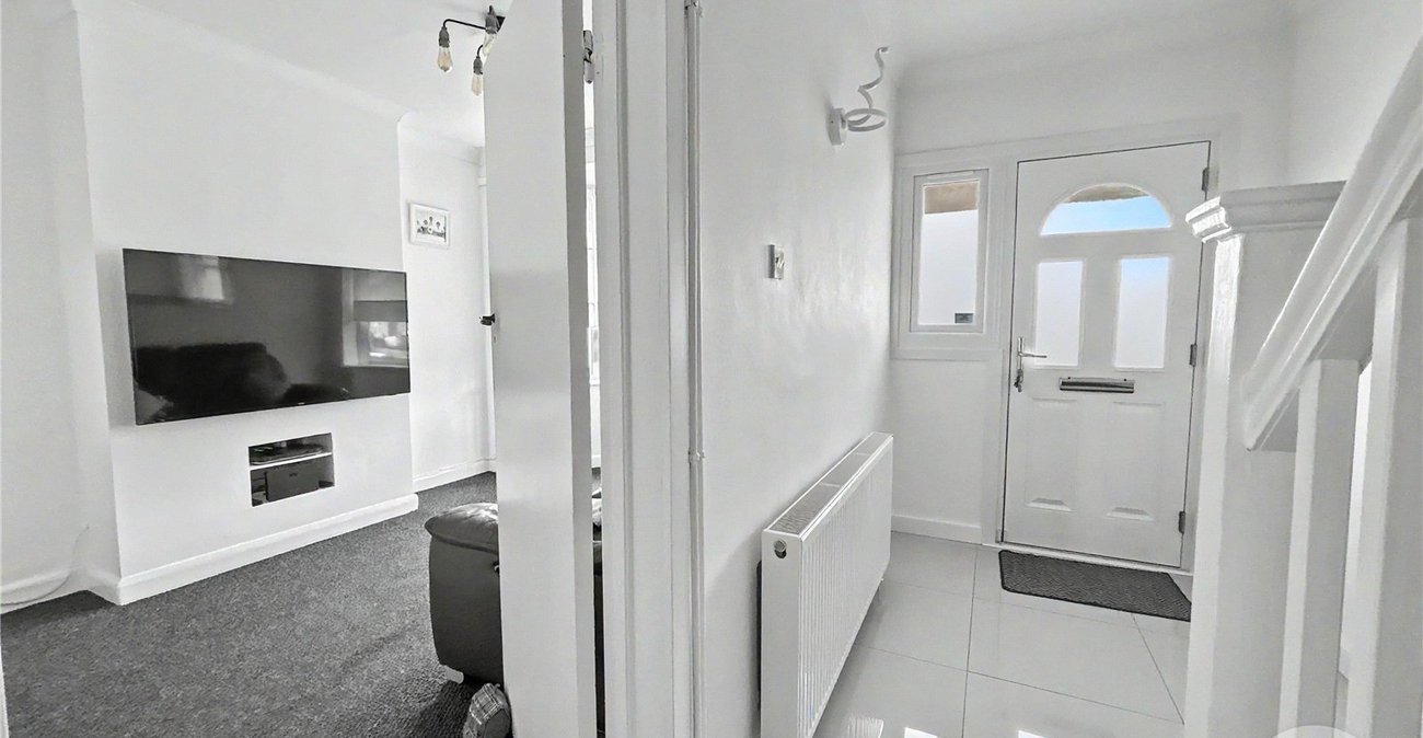 3 bedroom house for sale in Welling | Robinson Jackson