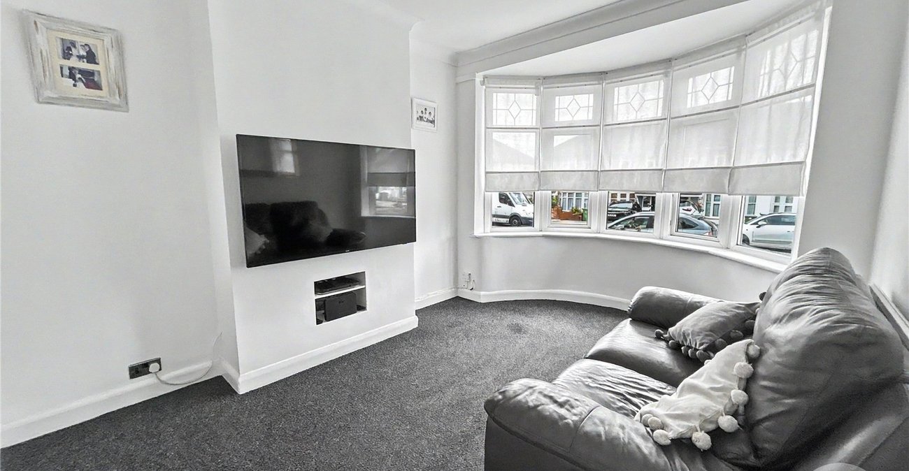 3 bedroom house for sale in Welling | Robinson Jackson
