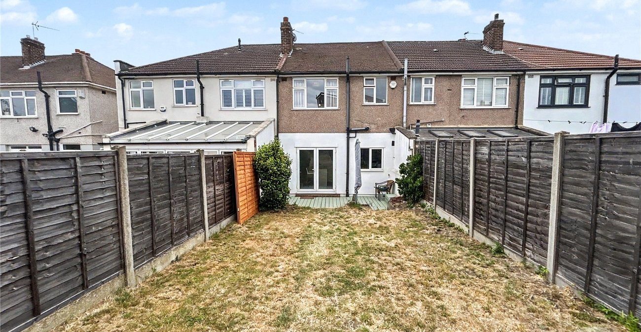 3 bedroom house for sale in Welling | Robinson Jackson