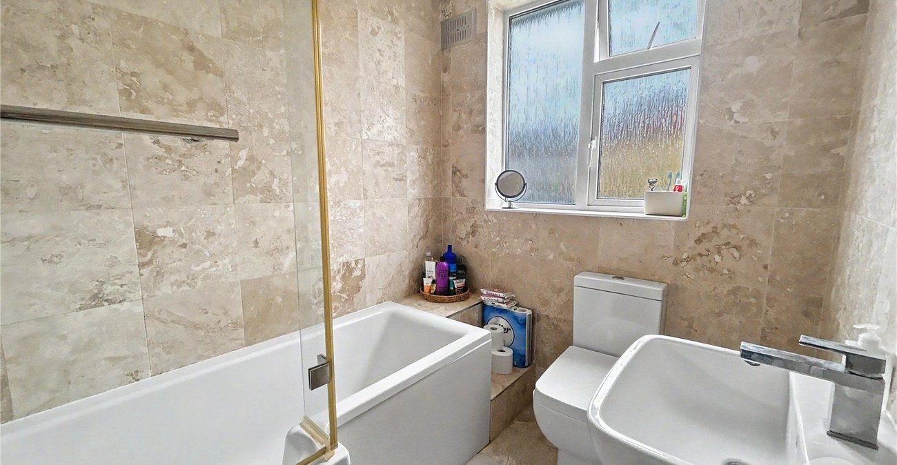 3 bedroom house for sale in Welling | Robinson Jackson