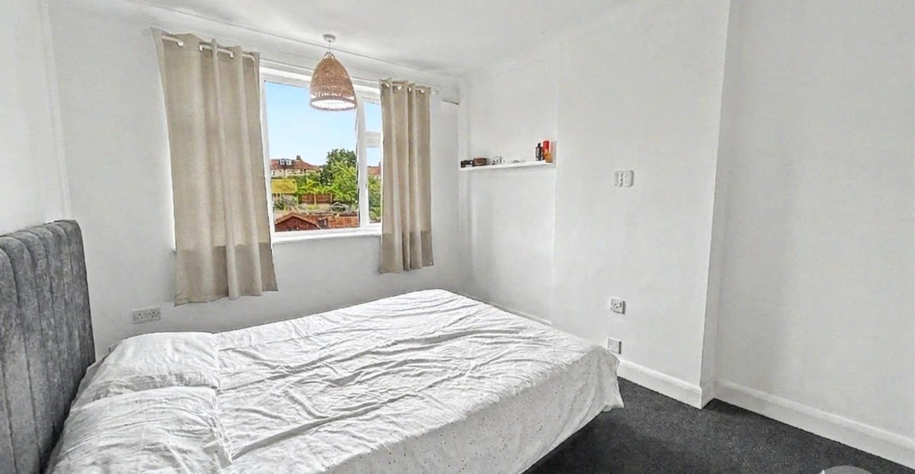 3 bedroom house for sale in Welling | Robinson Jackson