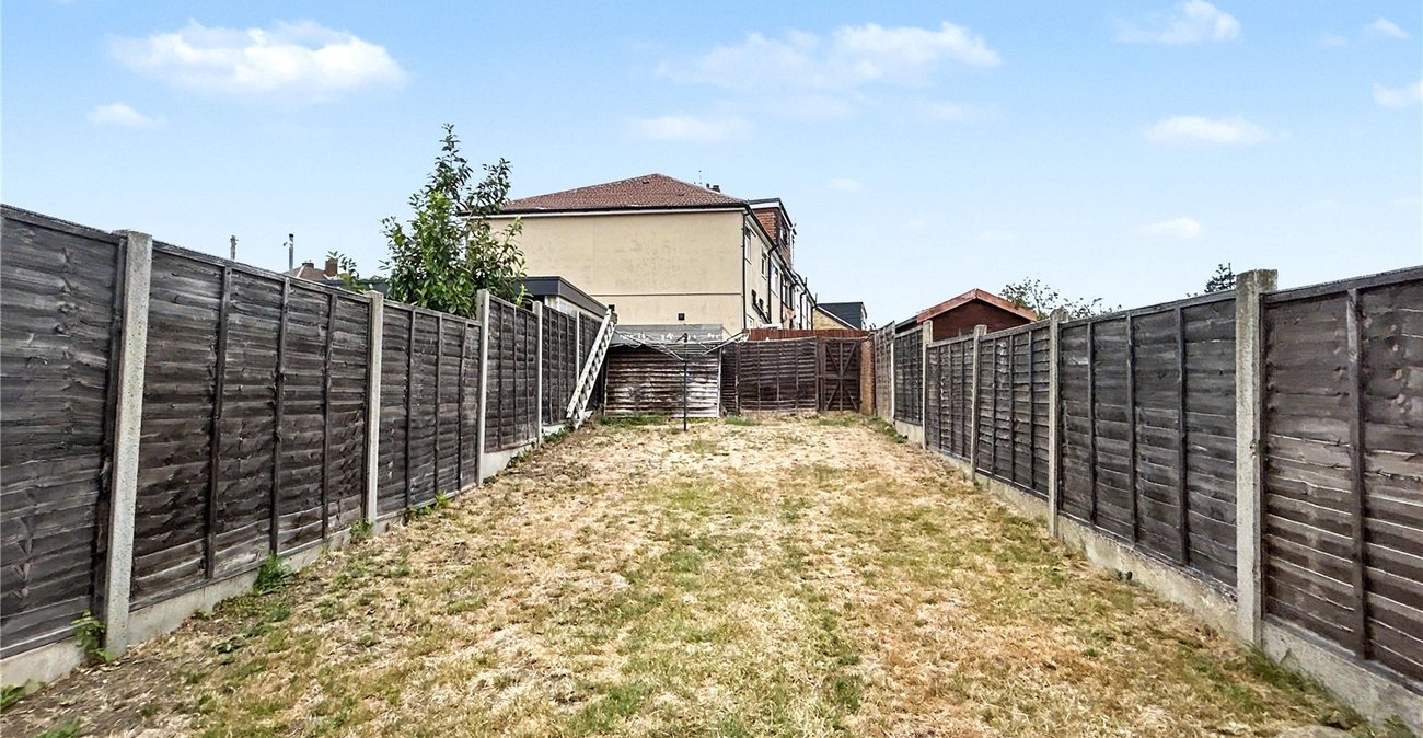 3 bedroom house for sale in Welling | Robinson Jackson