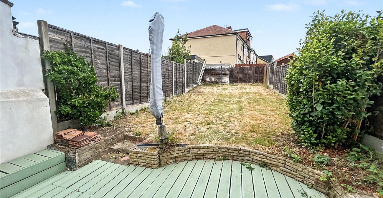 3 bedroom house for sale in Welling | Robinson Jackson