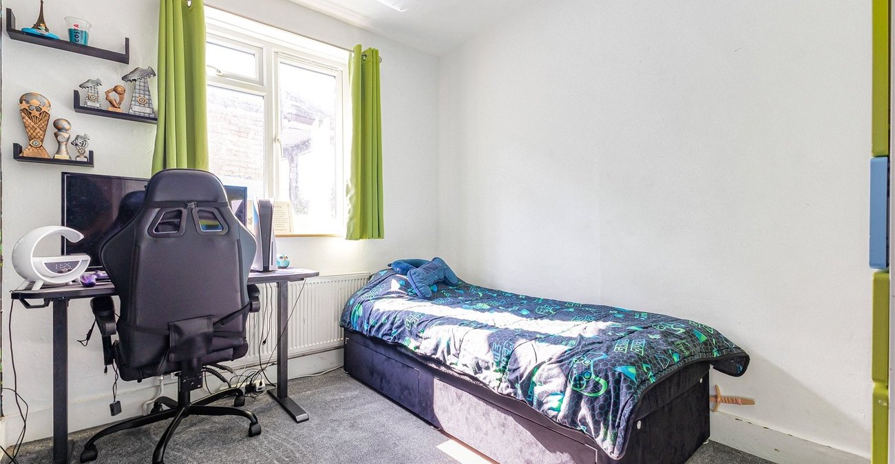 3 bedroom bungalow for sale in Maidstone | Robinson Michael & Jackson