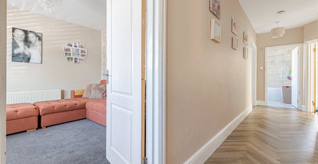 3 bedroom bungalow for sale in Maidstone | Robinson Michael & Jackson