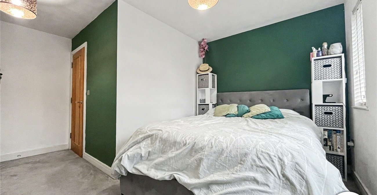 3 bedroom house for sale in Rochester | Robinson Michael & Jackson