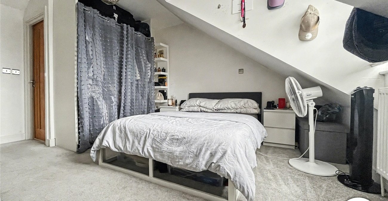 3 bedroom house for sale in Rochester | Robinson Michael & Jackson