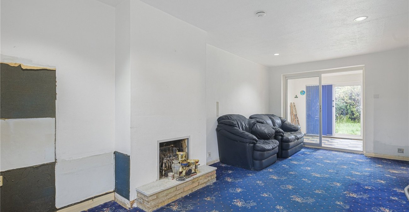 3 bedroom house for sale in Crayford | Robinson Jackson