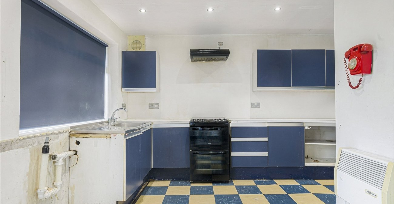 3 bedroom house for sale in Crayford | Robinson Jackson