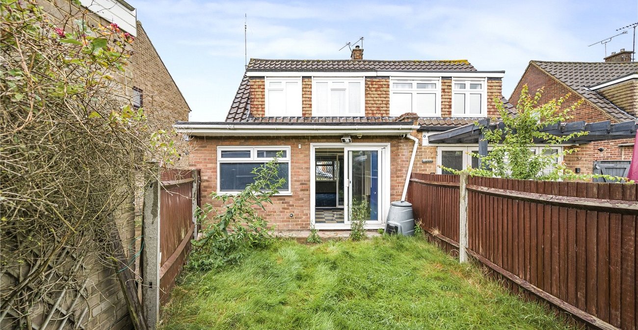 3 bedroom house for sale in Crayford | Robinson Jackson