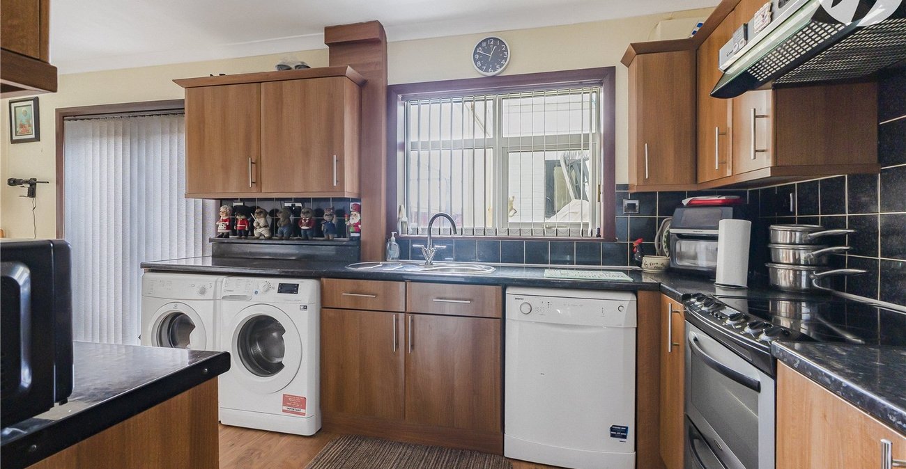 3 bedroom house for sale in Kent | Robinson Jackson