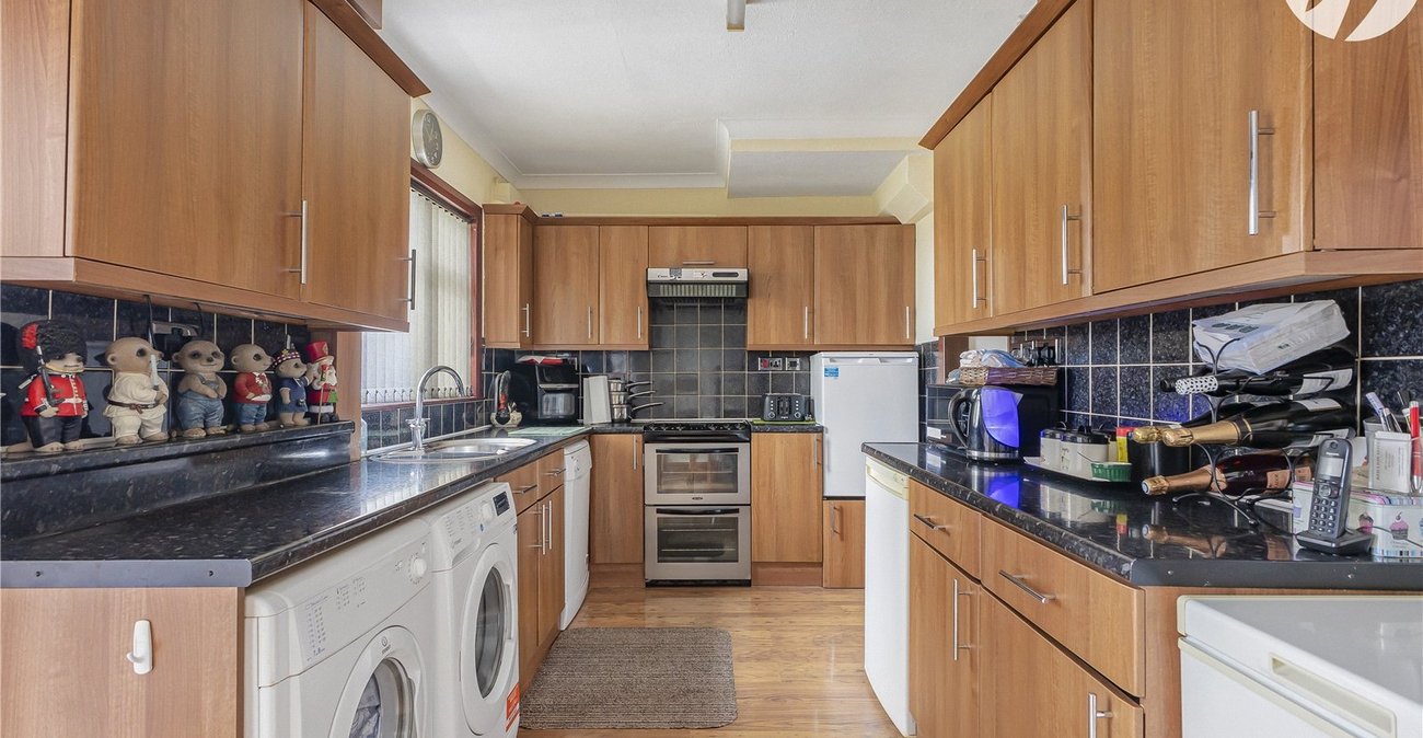 3 bedroom house for sale in Kent | Robinson Jackson