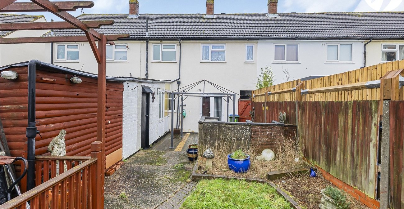 3 bedroom house for sale in Kent | Robinson Jackson