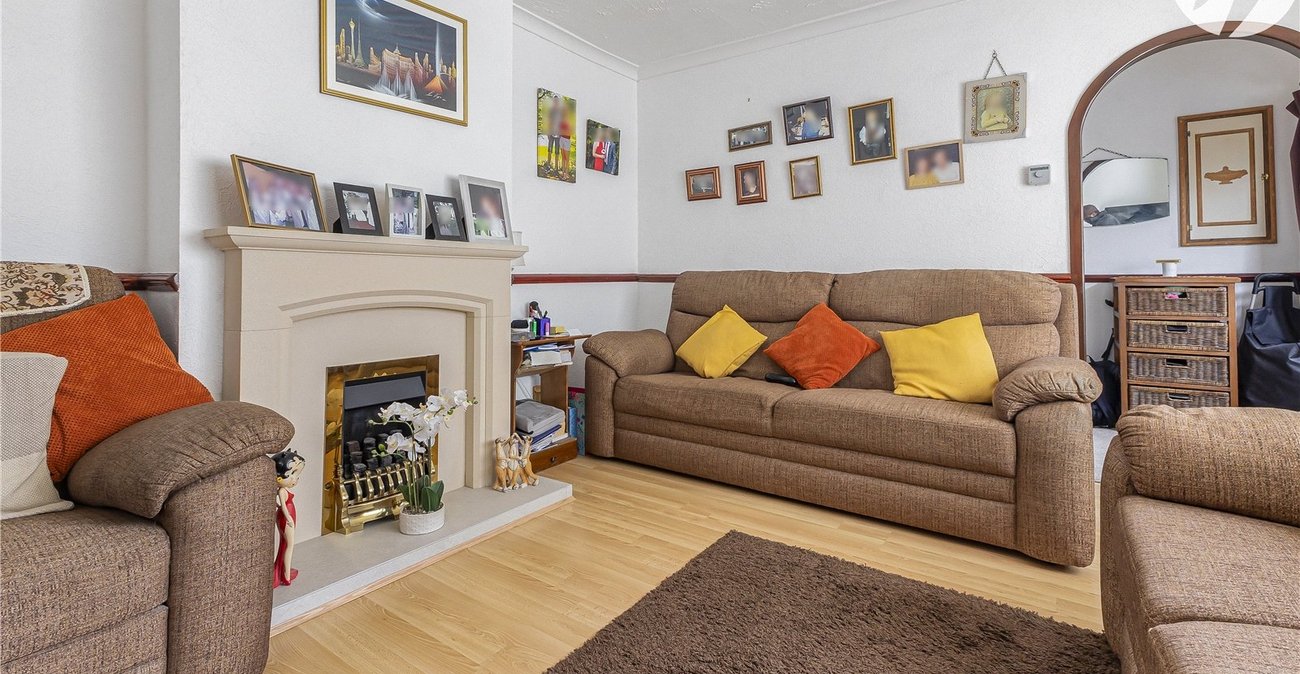 3 bedroom house for sale in Kent | Robinson Jackson