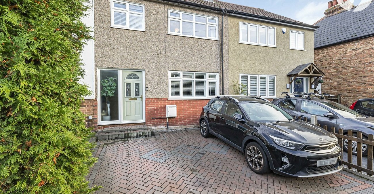 3 bedroom house for sale in Swanley | Robinson Jackson