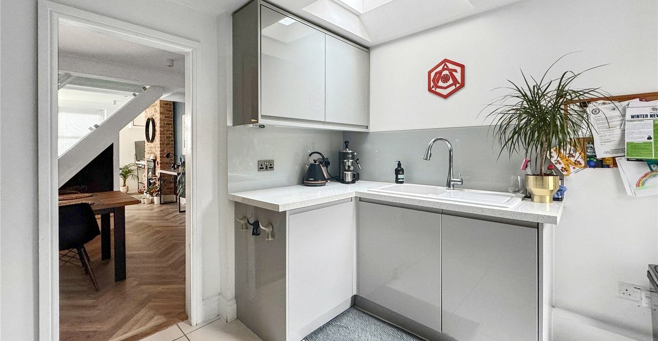 2 bedroom house for sale in Swanley | Robinson Jackson