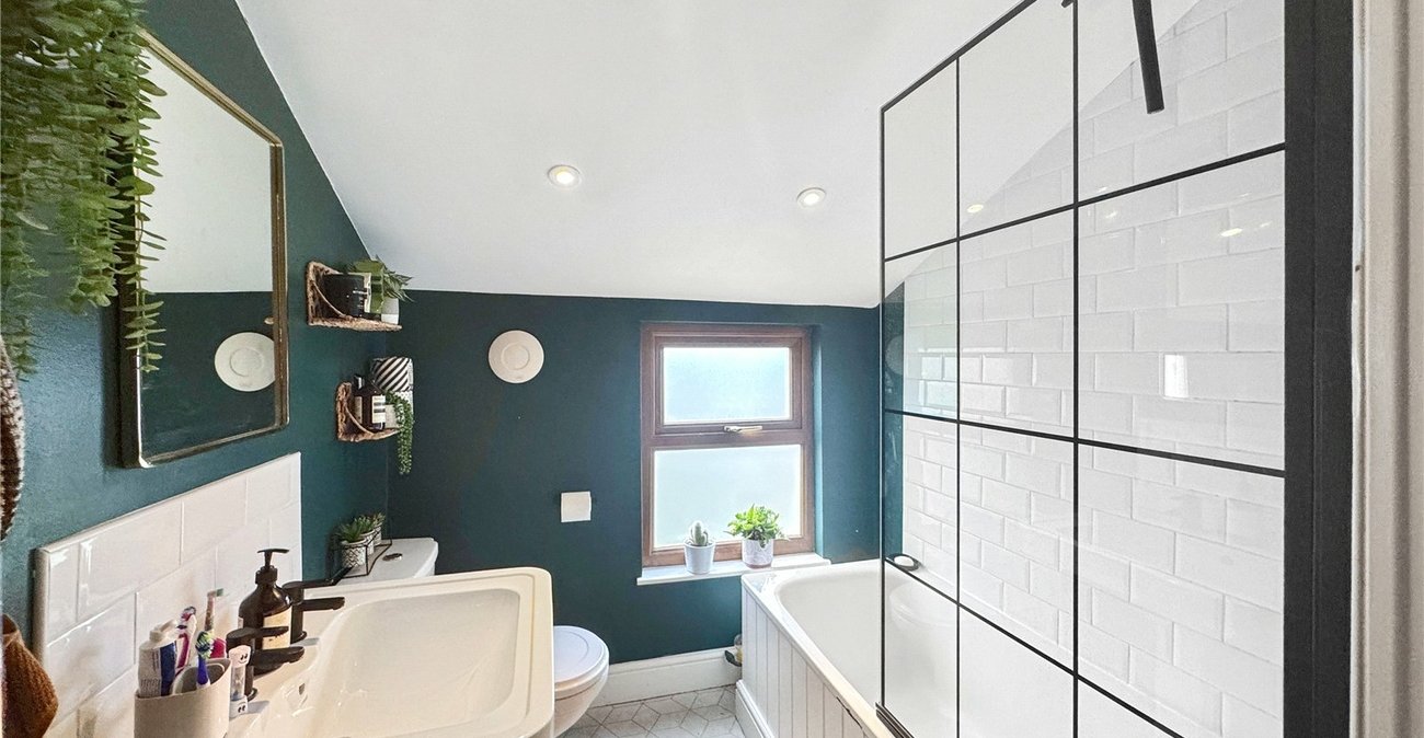 2 bedroom house for sale in Swanley | Robinson Jackson
