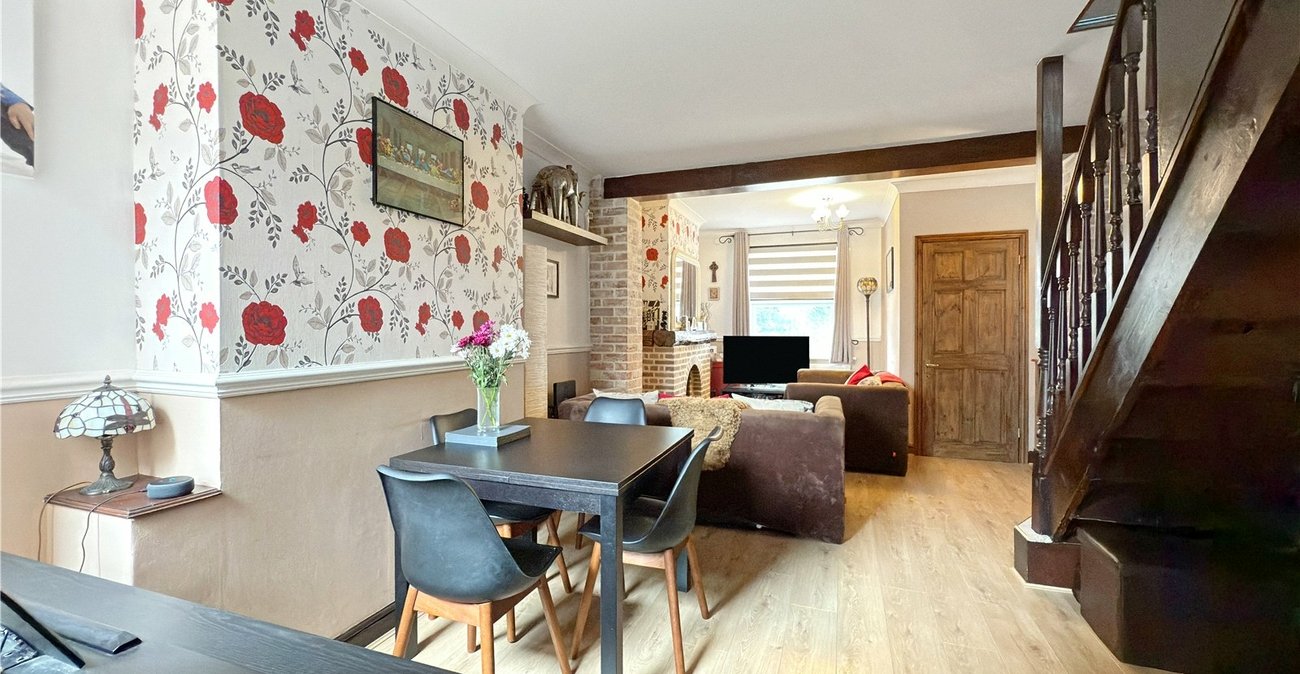 2 bedroom house for sale in Swanley | Robinson Jackson