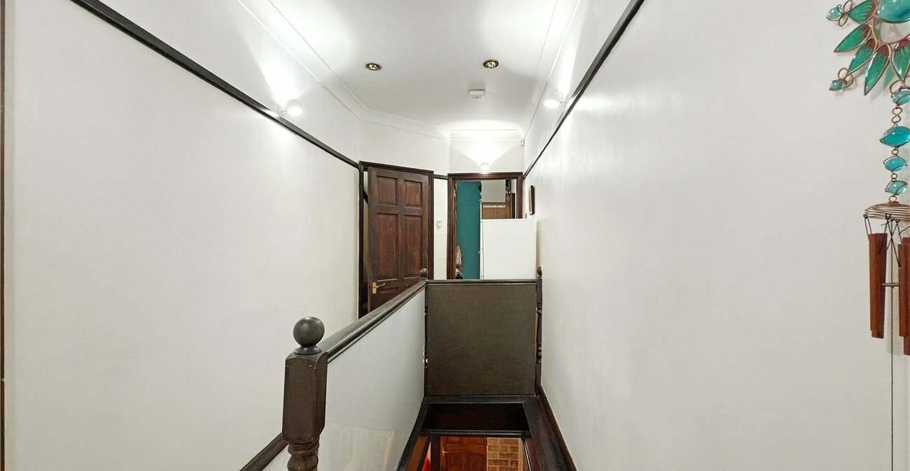 2 bedroom house for sale in Swanley | Robinson Jackson